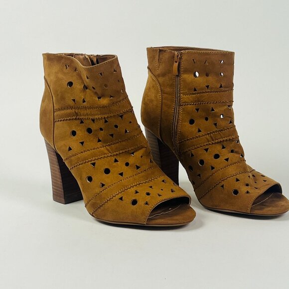 Torrid Womens Peep Toe Perforated Brown Open Toe Ankle Booties Size 10W - Picture 1 of 8